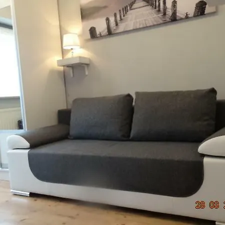 Apartment Ms *